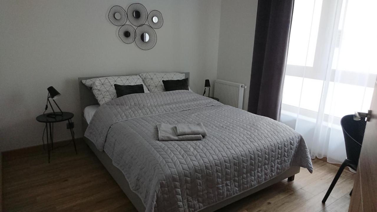 Apartamenty Color - Niebieski Кельце Екстер'єр фото